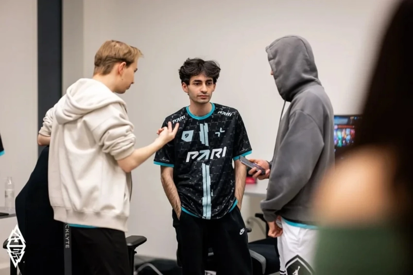 9Class из PARIVISION отказался играть на герое Largo в Dota 2